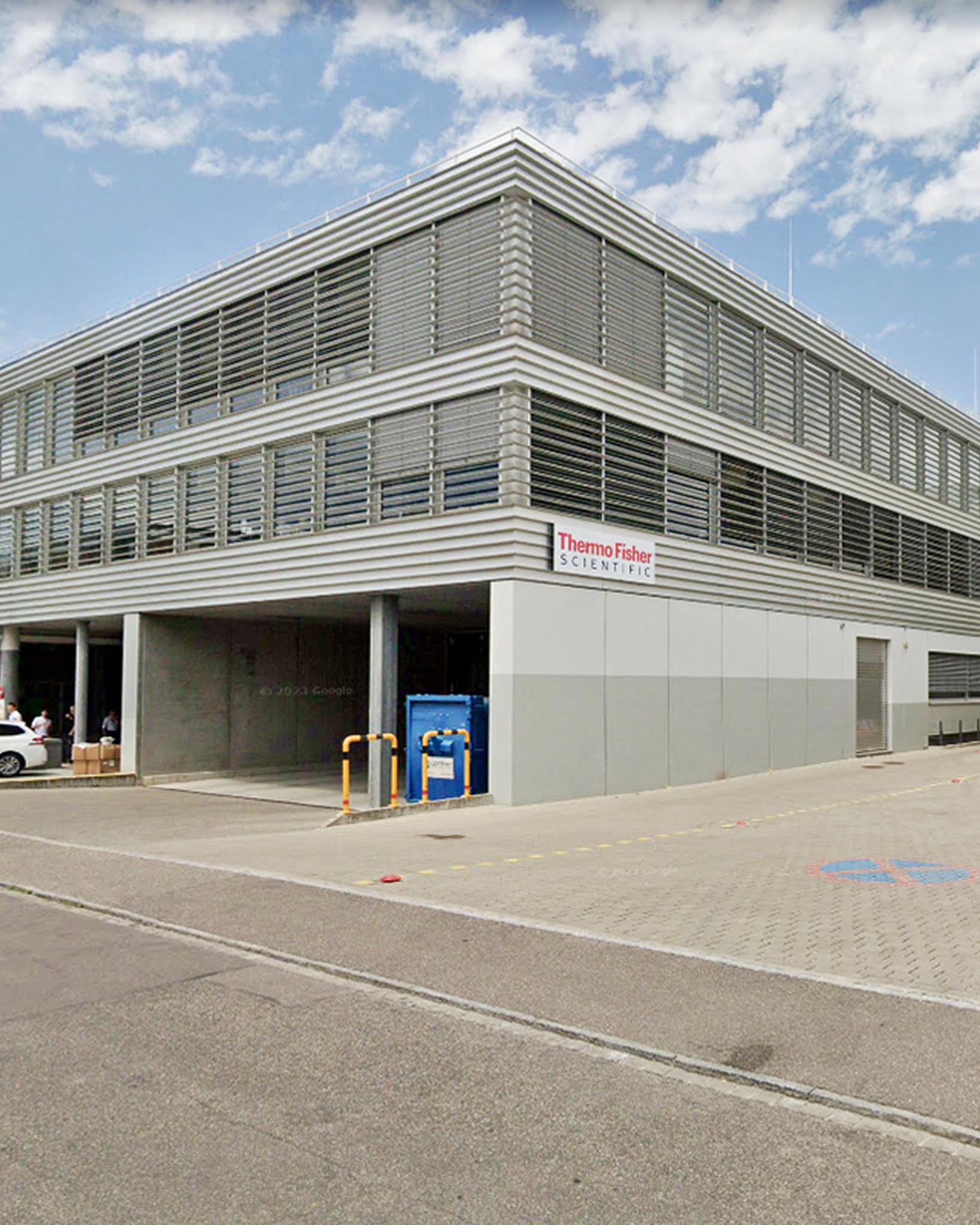 Bild von Autonome mobile Roboter sichern 24/7-Medtech-Fertigung