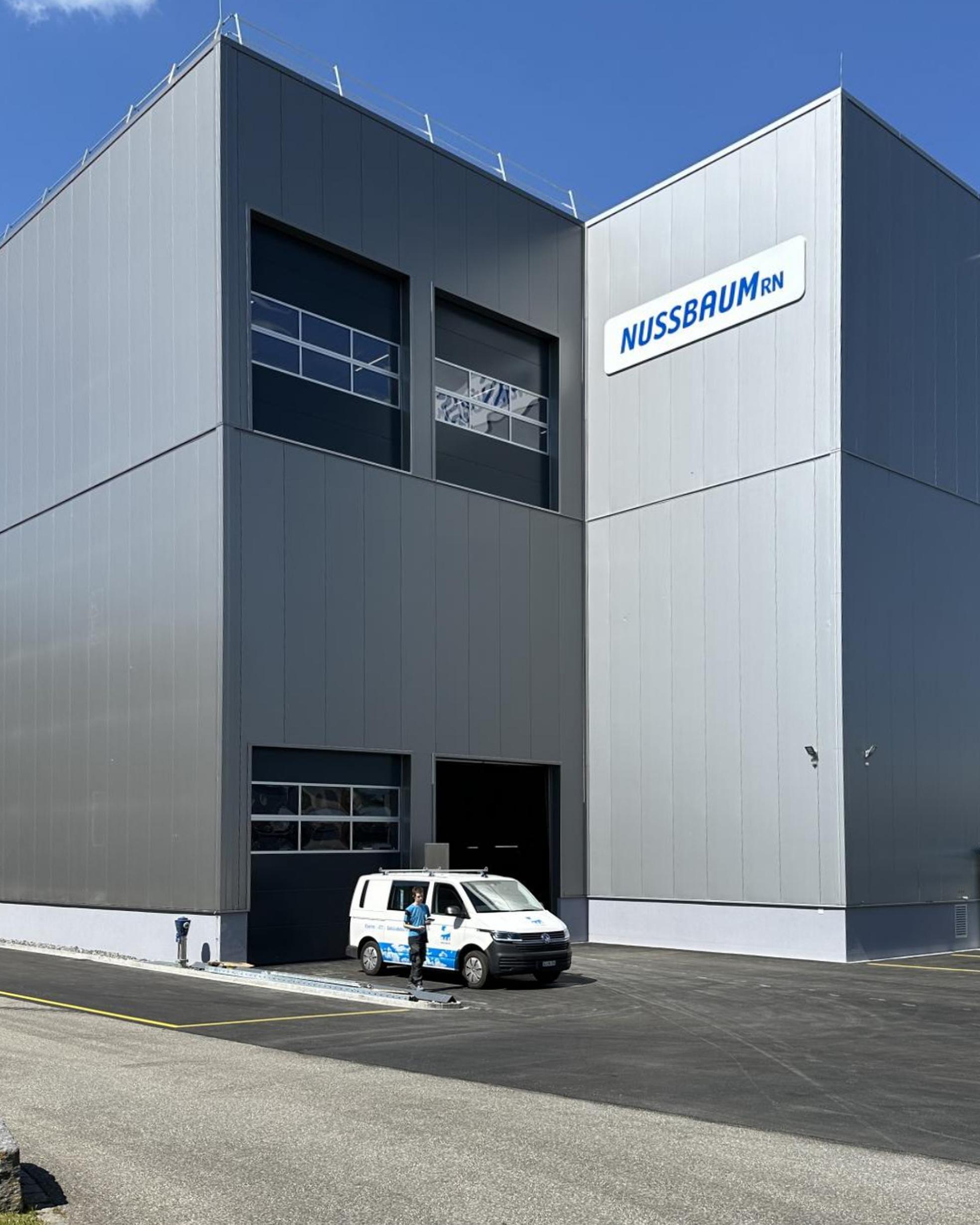 Bild von Sekundenschnelle Oberflächenprüfung mit Vision und KI