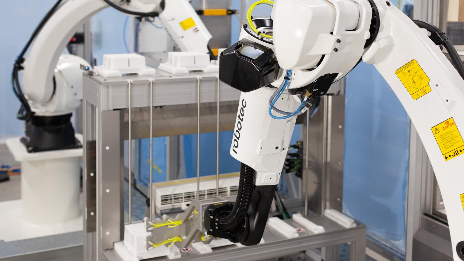 Bild von Spritzguss-Automation mit Robotec – für Präzision, Prozesssicherheit und Qualität