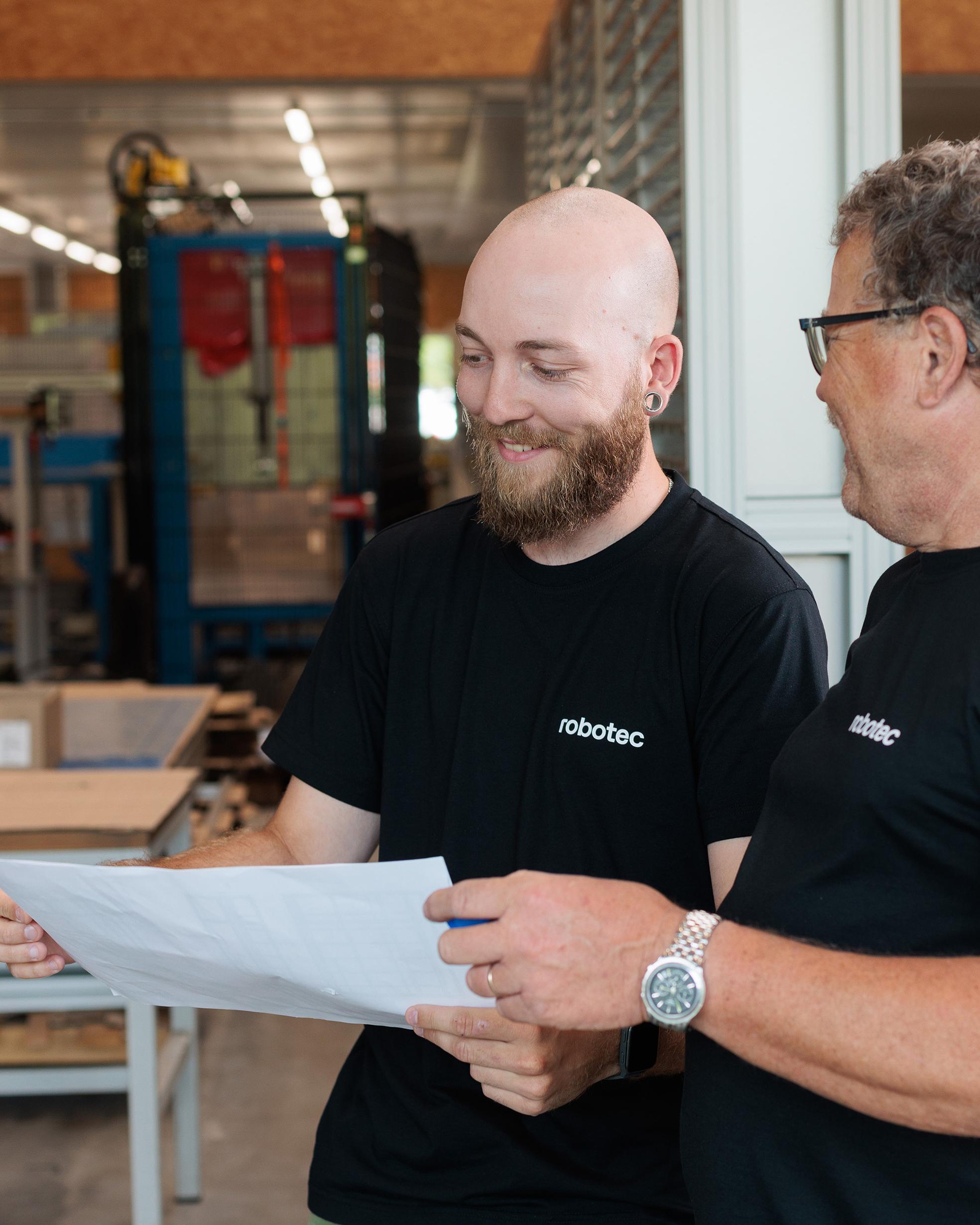 Bild von Wir suchen: Projektleiter / Konstrukteur von Roboteranlagen 100% (m/w/d)